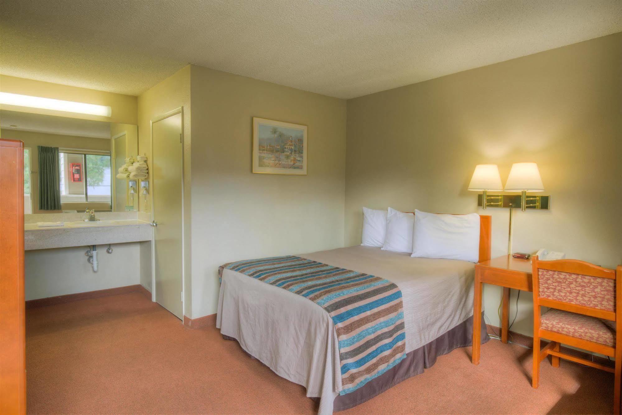 Good Nite Inn Calabasas Exterior foto